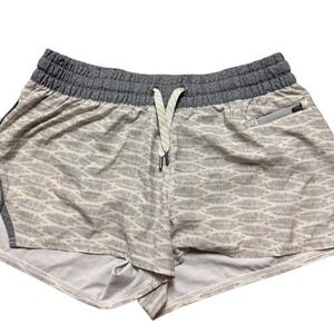 Vuori Clementine Shorts 2.5" SMALL